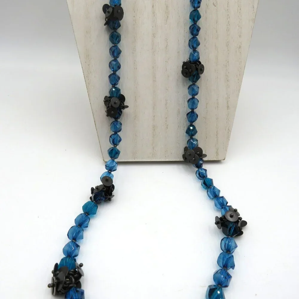 Vintage R‎ & R Faceted Lucite Bead Necklace Gunmetal Flower Cluster Charm 38 in